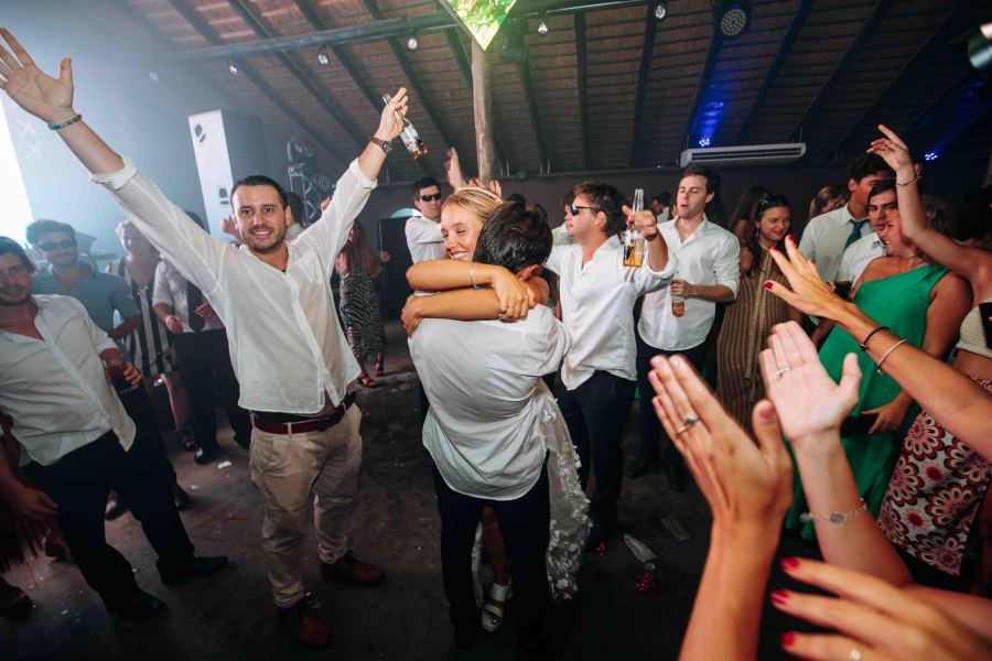 Abe & Delfi